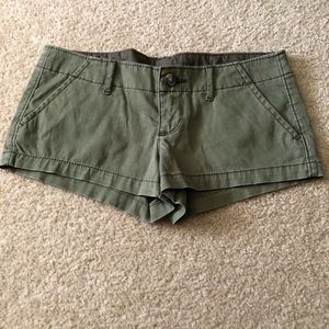 Hollister army green shorts